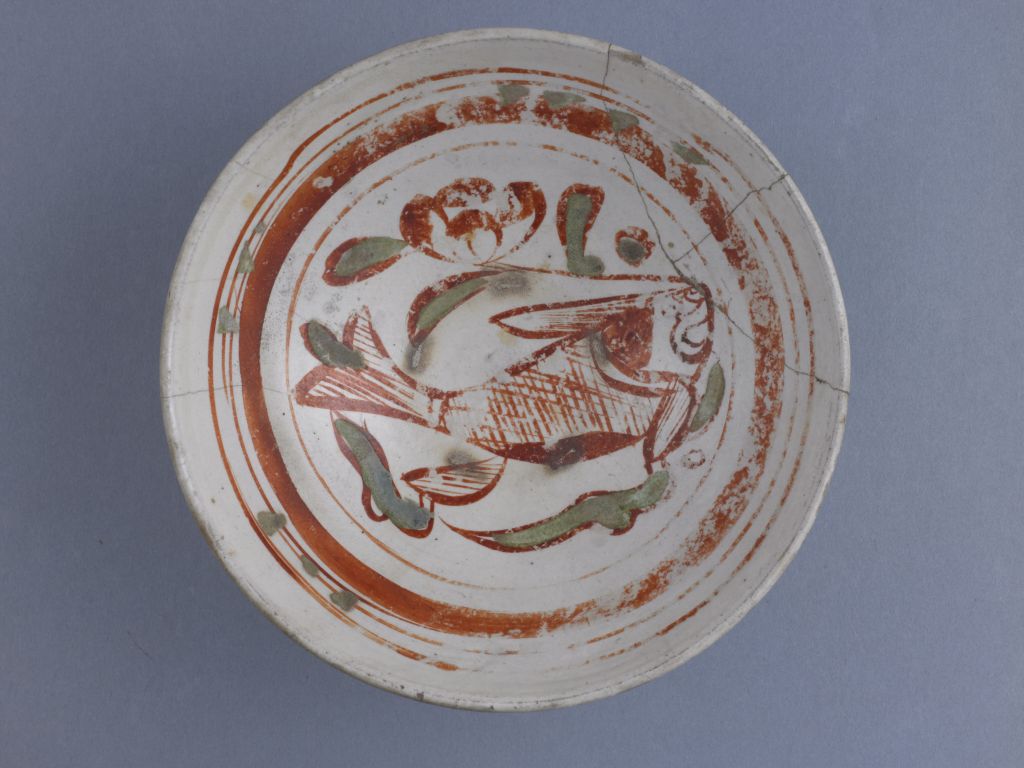 图片[2]-White-glazed red and green fish bowl-China Archive